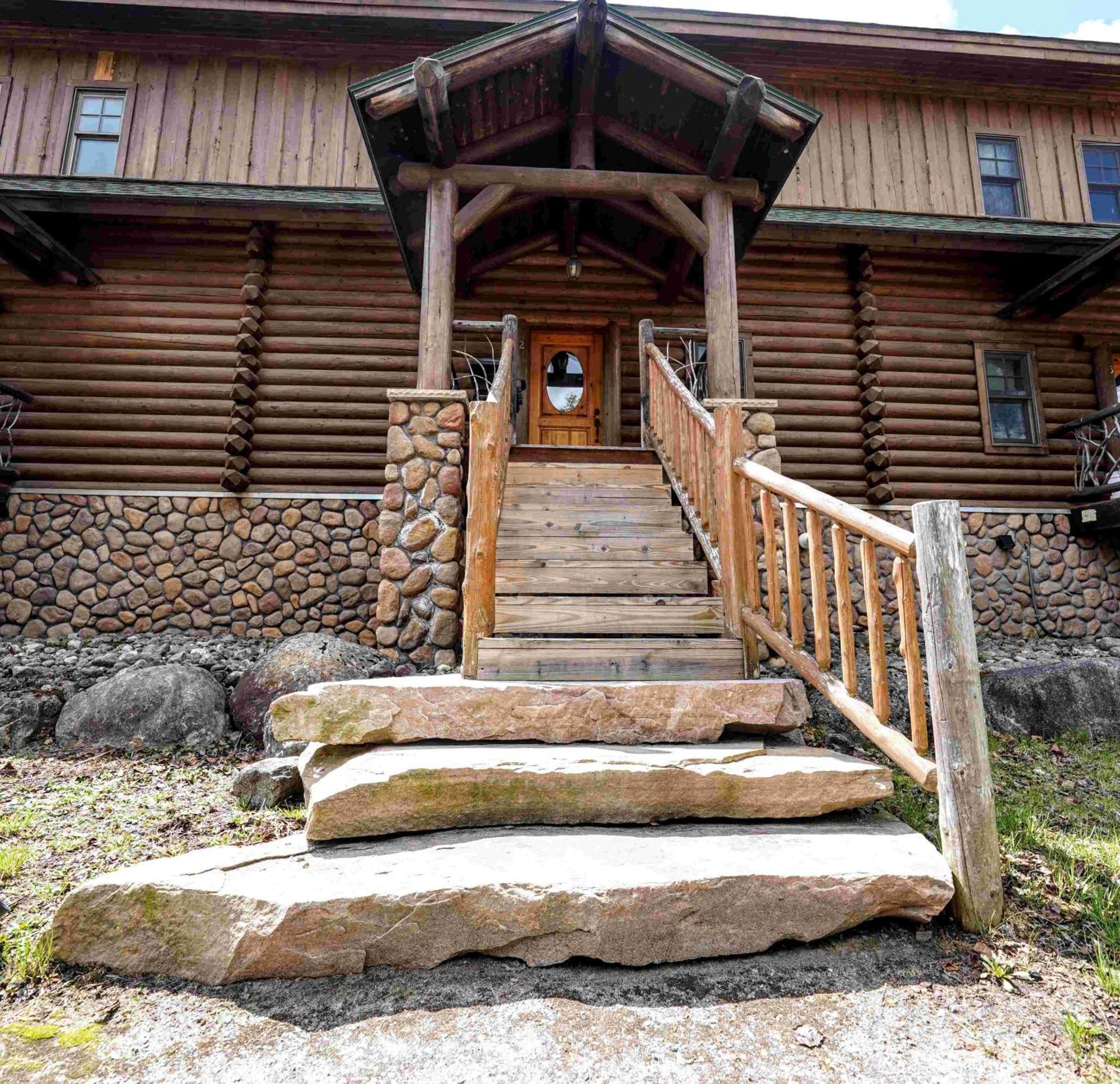 Ampersand Bay Resort Saranac Lake Exterior photo